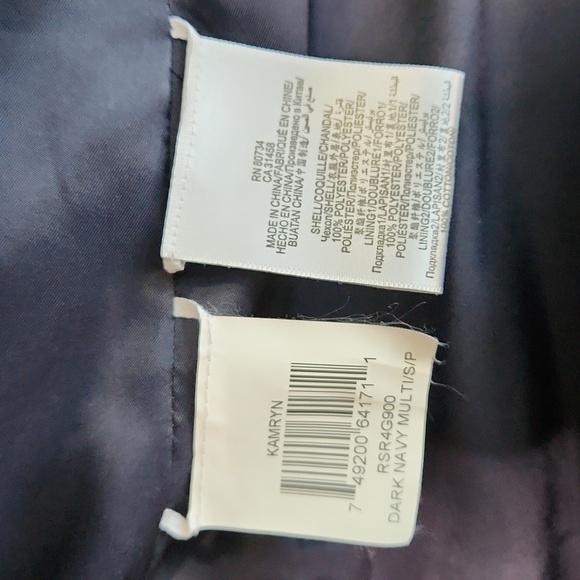 BCBGMaxAzria KAMRYN Jacquard Red and Blue Floral Blazer - Picture 11 of 11